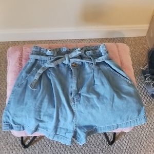 High waisted jean shorts with tie